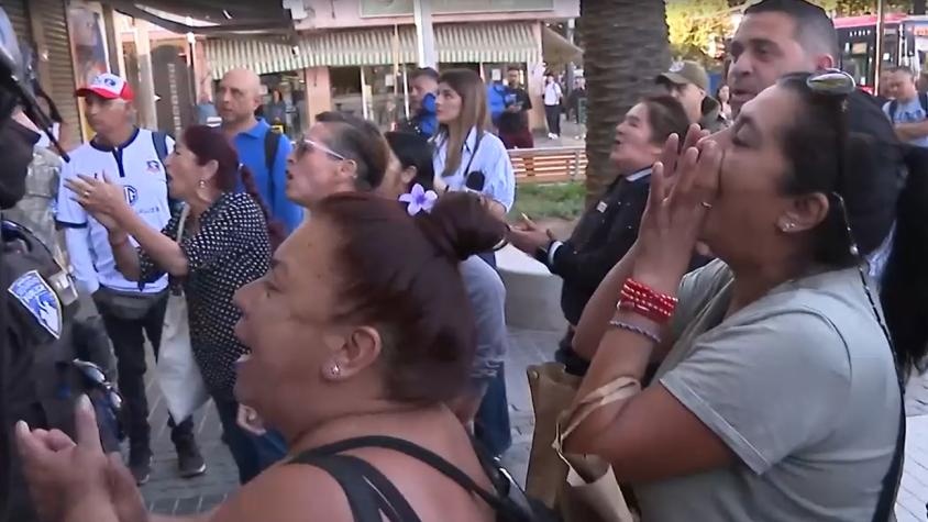 "¿Por qué es tan malo?": Vendedoras ambulantes de Puente Alto increpan a alcalde Matías Toledo