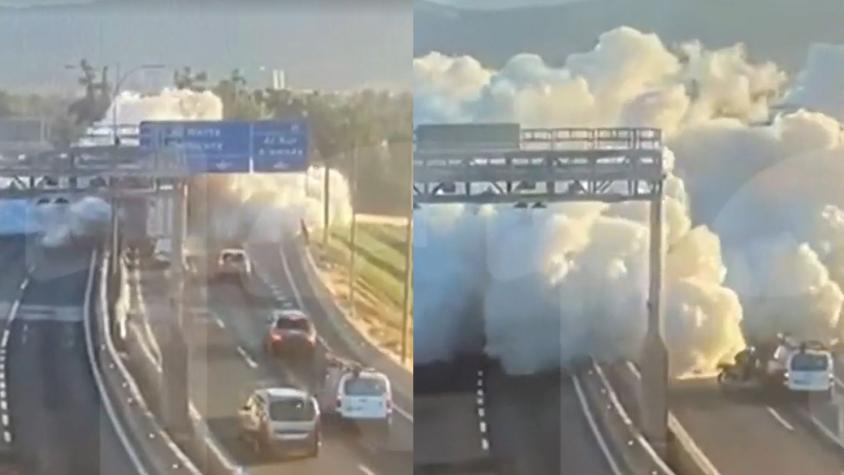 Exclusivo T13 | Impactante registro muestra el momento exacto de explosión en Renca Exclusivo T13 | Impactante registro muestra el momento exacto de explosión en Renca