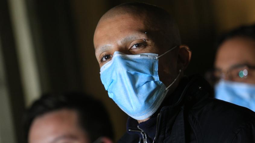 Rayados en paredes y malos tratos a personal: revelan cómo han sido los días de Rojas Vade hospitalizado