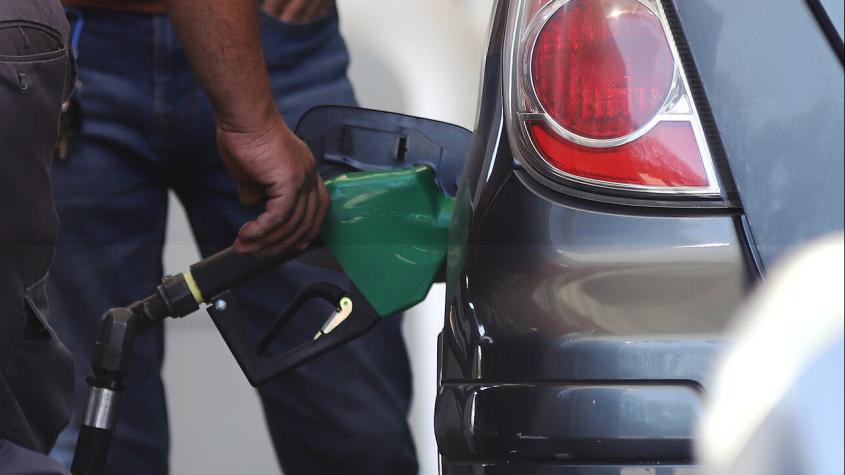 Alza de bencinas: ¿Cuánto aumentaría mensualmente el combustible para cada vehículo? 