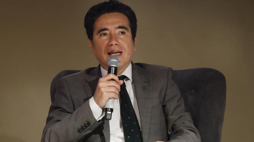 Exministro de Hacienda Ignacio Briones por concepto de 'Estado en quiebra': "Le hace un daño a la imagen país" Exministro de Hacienda Ignacio Briones por concepto de 'Estado en quiebra': "Le hace un daño a la imagen país"