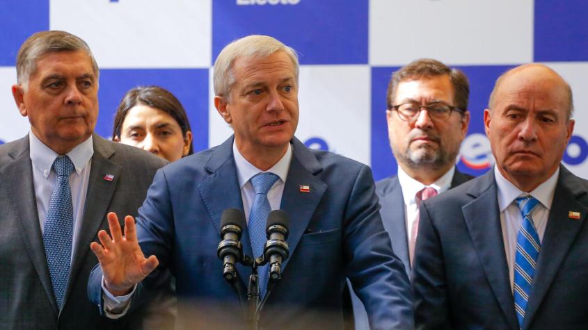 Kast acusa "falta de transparencia" del gobierno y explica por qué pone fin al proceso de traspaso: "No confiamos"