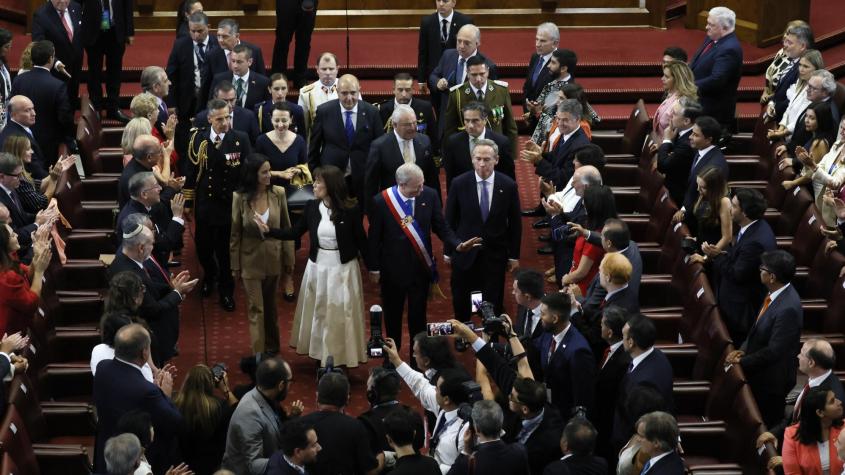 "Invitados, Invitades..." los comentario en redes por el uso del lenguaje inclusivo en el cambio de mando de Kast