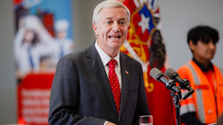 La respuesta del Presidente Kast a propuesta de la CPC sobre feriados irrenunciables