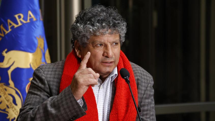 Diputado Alinco (ind.) presenta proyecto para el retiro del 10% de los fondos previsionales: "Busca dar un respiro" Diputado Alinco (ind.) presenta proyecto para el retiro del 10% de los fondos previsionales: "Busca dar un respiro"