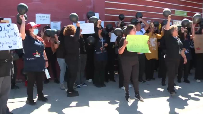 Masiva manifestación por violencia escolar en Calama: comunidad educativa hace desesperado llamado Masiva manifestación por violencia escolar en Calama: comunidad educativa hace desesperado llamado