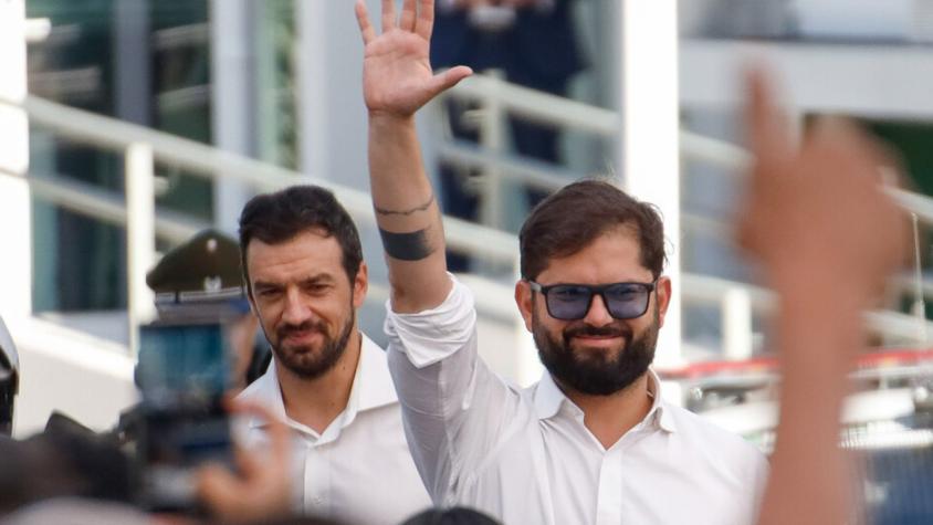 El guiño de Boric a eventual candidatura presidencial de alcalde Vodanovic: "Acá tienen a alguien mejor"