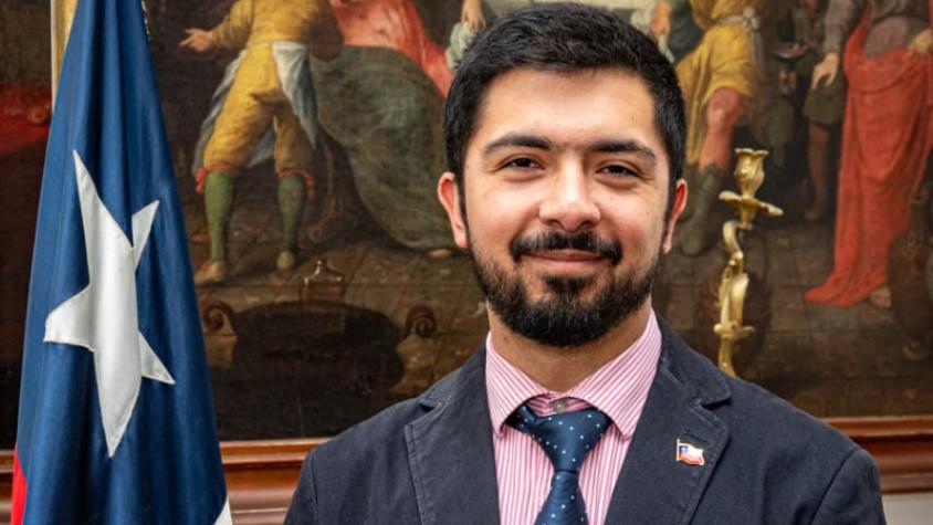 "Mucho mejor si es más joven": Los mensajes en redes que habrían frenado nombramiento de seremi de Educación en el Biobío