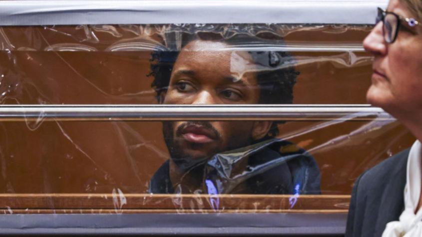 Fiscalía asegura que encontró “una tonelada de pornografía infantil” en celular de rapero D4vd