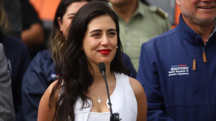 Roban mochila de alcaldesa Ripamonti desde auto: Operativo terminó con detención de sujeto que tenía arma, droga y municiones