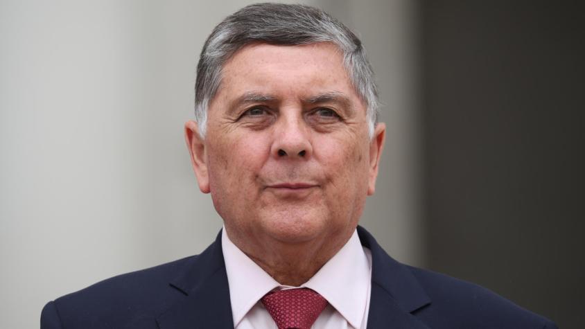 Alvarado emplaza a la oposición tras polémica sobre recortes: "Demuéstrenme a qué persona se le ha quitado un beneficio social"