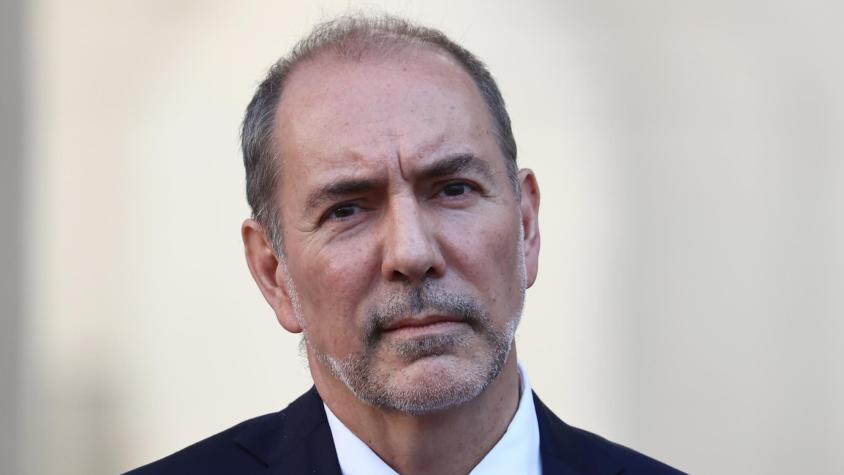 Nueve bienes inmuebles y más de $120 millones en depósito a plazo: La declaración de patrimonio del ministro De Grange