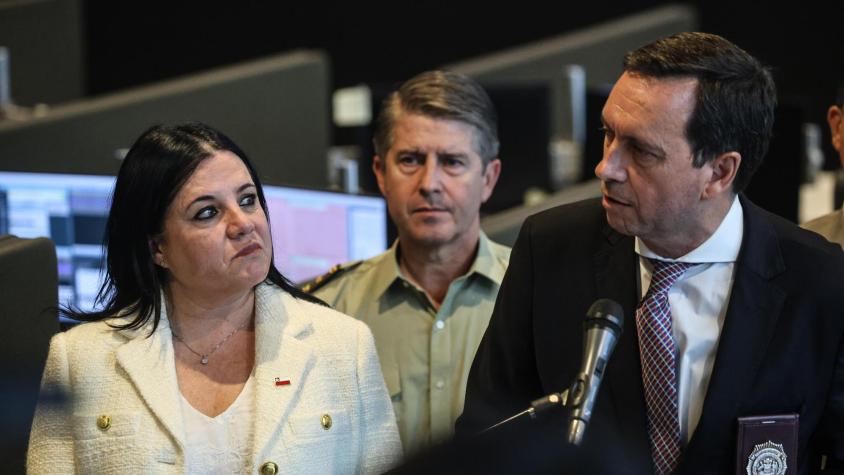 Contraloría pide a Steinert y Cerna que informe sobre oficio enviado por la ministra previo a retiro de exjefa de la PDI