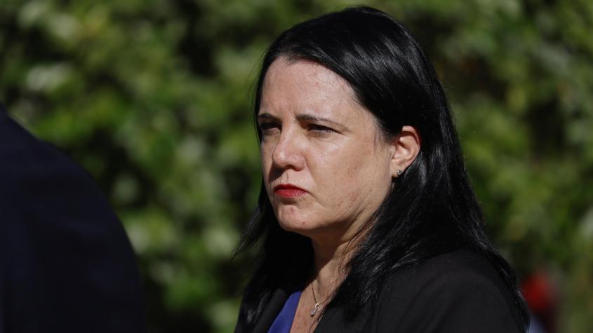 Steinert acusa expresiones "vejatorias" y descarta "historia paralela desde el punto de vista amoroso" en salida de exjefa de la PDI