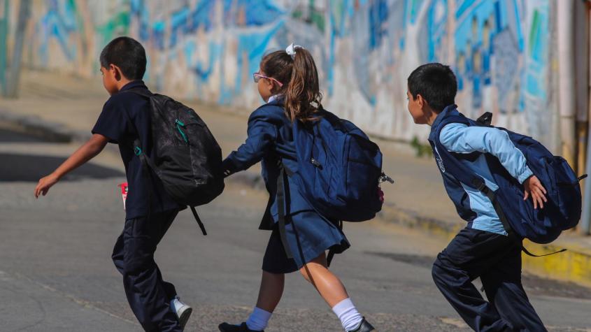 Vacaciones de invierno 2026: ¿Cuándo salen los escolares y cuántas semanas tienen?