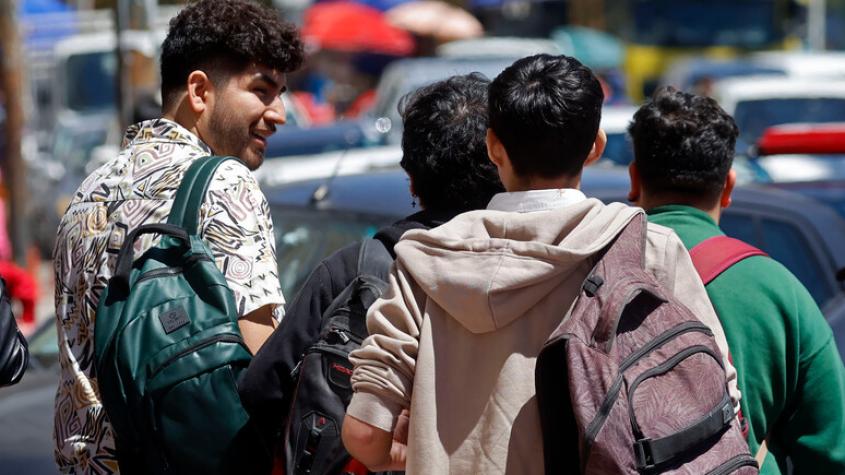 Corte de Valparaíso suspende cobro del CAE por parte de la Tesorería: acogió recurso de deudor