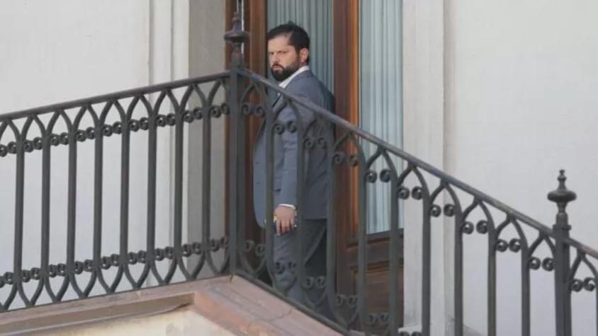 Las encuestas y análisis que el gobierno de Boric encargó en plena crisis por indultos (y las críticas por el manejo)