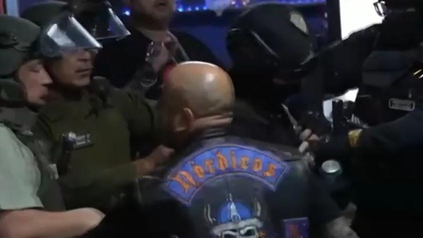 Desarticulan fiesta clandestina con más de 100 personas en Quinta Normal