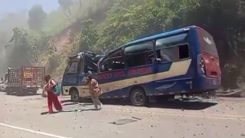 Al menos 7 muertos tras atentado en Colombia: bomba habría caído sobre bus en ruta Panamericana