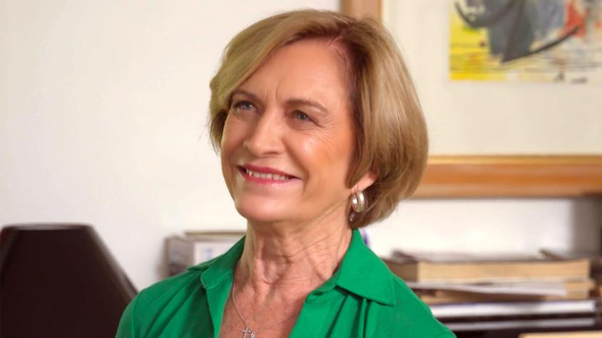 Evelyn Matthei reaparecerá en TV con "Socios de la parrilla a domicilio": "Me encantaría volver a ser alcaldesa"