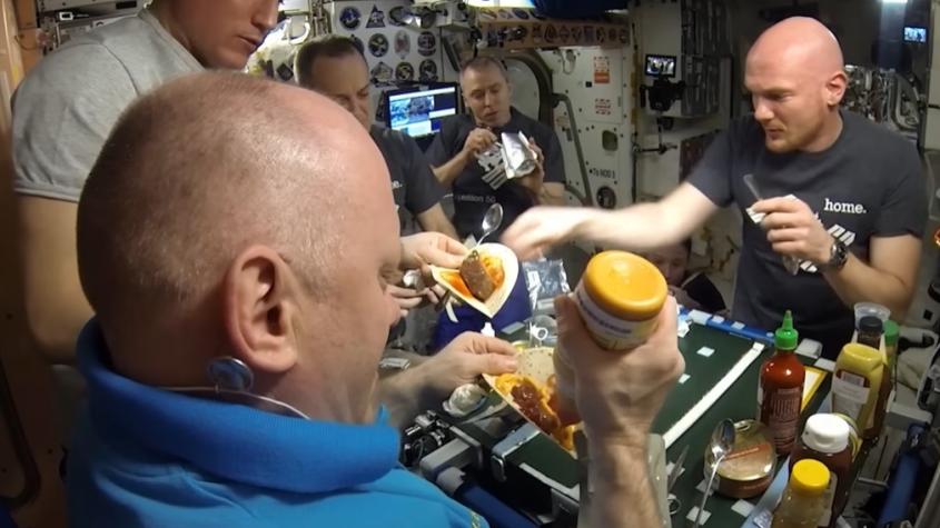 Tortillas, camarones y café: Este es el menú que tienen los astronautas de la misión Artemis II en el espacio Tortillas, camarones y café: Este es el menú que tienen los astronautas de la misión Artemis II en el espacio