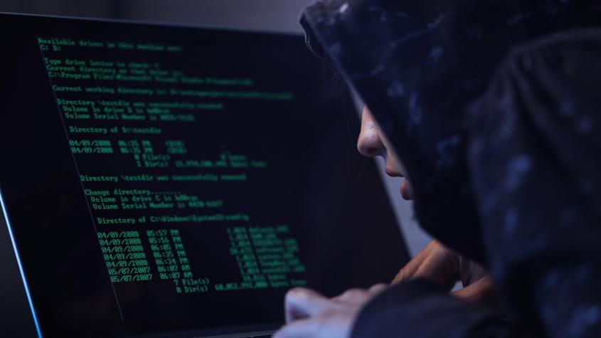 Venta de datos personales en internet: así operan mafias que ofrecen e incluso regalan sensible información