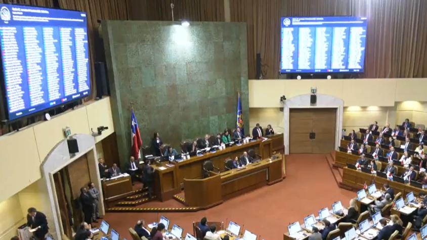 Plan de reconstrucción: La Moneda a la "caza" de votos clave