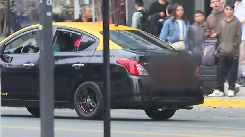 Con máquinas adulteradas para realizar cobros: Denuncian engaño en taxis con pago de tarjetas