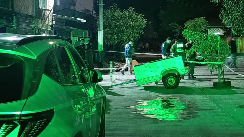 Hombre es asesinado a tiros frente a su casa mientras compraba comida en Cerro Navia 