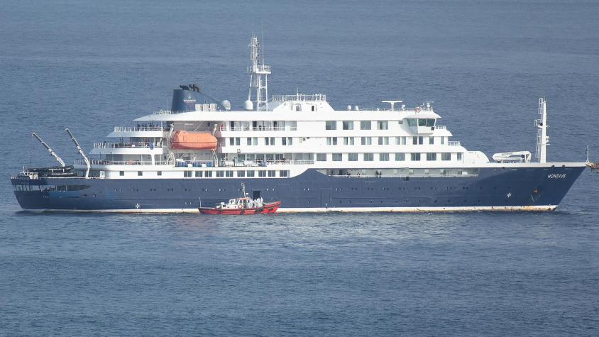 Minsal informa que casos de hantavirus en crucero "transitaron por Chile" y asegura que contagio "no habría ocurrido en nuestro país"