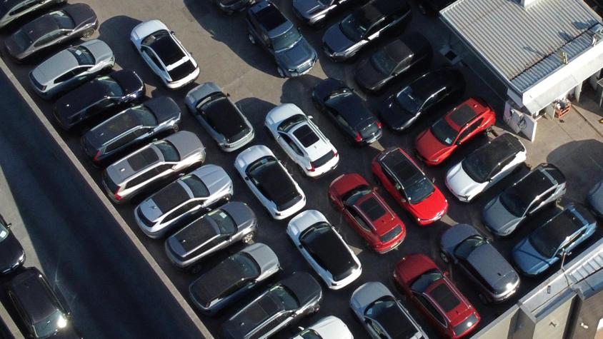 Sernac emite alerta de seguridad por dos vehículos: el motor podría detenerse mientras se conduce