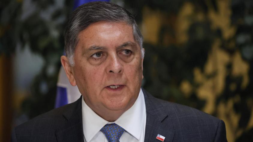 Alvarado defiende proyecto de Reconstrucción ante advertencias del CFA: "Aquí se cambia de filosofía"