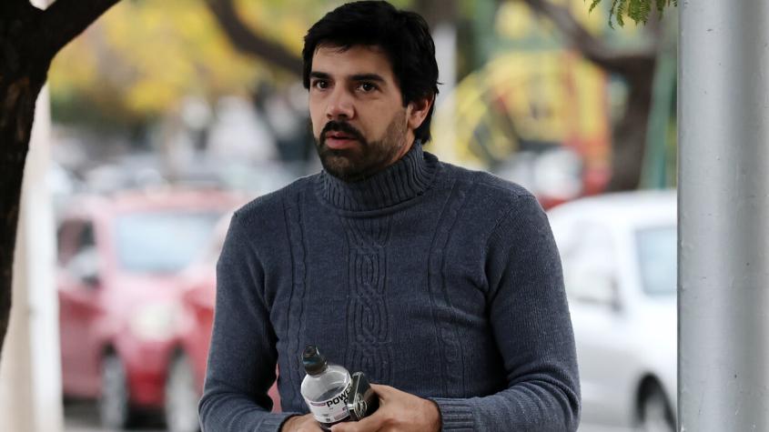 Exdiputado Joaquín Lavín recibirá a su familia en Capitán Yáber