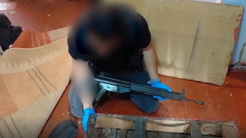 Incautan fusil de guerra y máquina para falsificar dinero en San Bernardo