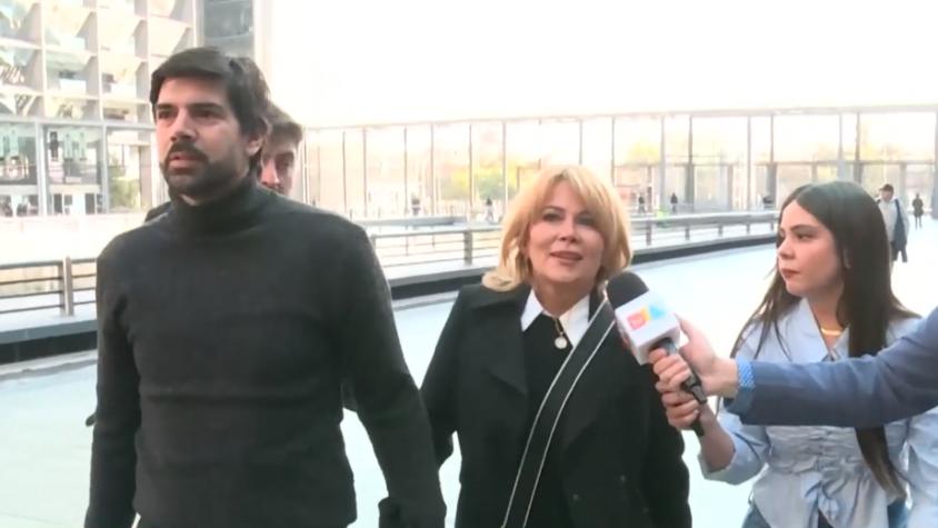 "Respeten a la familia, esto es muy injusto": Cathy Barriga alzó la voz en jornada final de formalización de exdiputado Joaquín Lavín