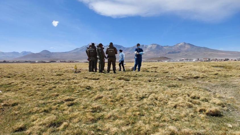 Con miguelitos y corriendo: así intentaban contrabandistas escapar de militares chilenos en Colchane