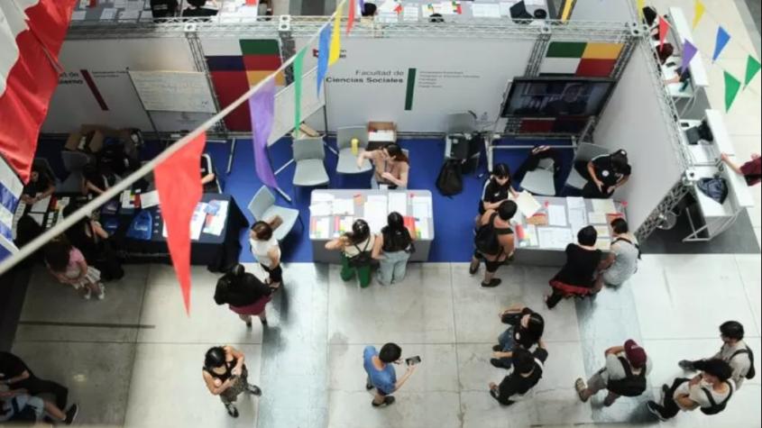 Cuántos son y cómo se reparten los deudores del CAE (y cuánto aumentó la morosidad durante el gobierno de Boric)