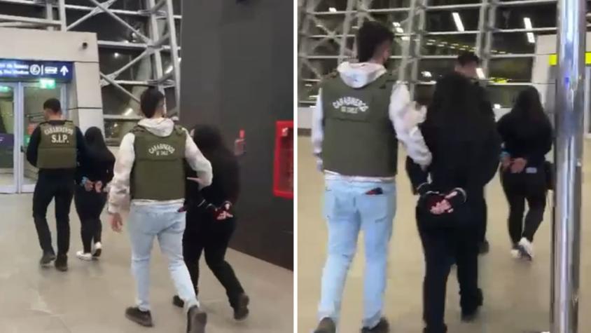 Detienen a dos mujeres en Aeropuerto de Santiago: iban a viajar a España con pasajes comprados con estafa bancaria