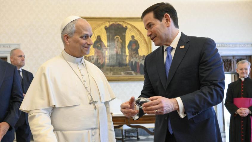 EE.UU. destaca sus "sólidos" vínculos con el Vaticano tras reunión "amistosa" de Marco Rubio con el Papa León XIV