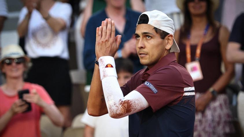 Alejandro Tabilo cae ante Félix Auger-Aliassime y queda eliminado de Roland Garros Alejandro Tabilo cae ante Félix Auger-Aliassime y queda eliminado de Roland Garros