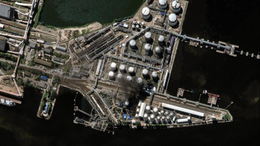 Ucrania ataca terminal petrolera de Rusia
