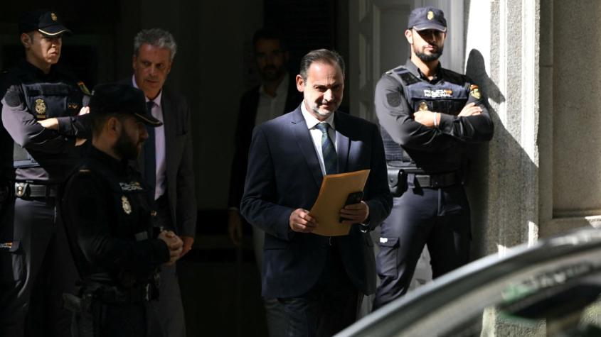 Condenan a 24 años de cárcel por corrupción a exministro español José Luis Ábalos, cercano a Pedro Sánchez