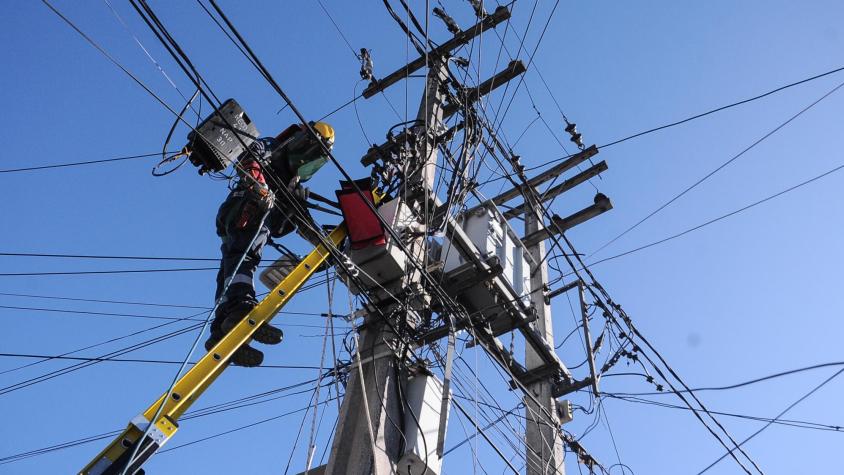 Enel anuncia extenso corte programado de luz para este domin