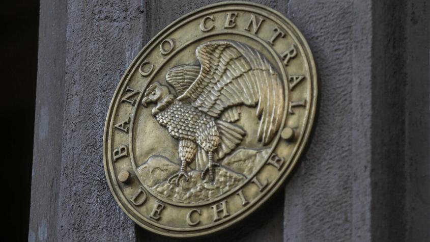 Banco Central mantiene la tasa en 4,5% y estima que aunque los riesgos para la inflación se han ido equilibrando, persiste incertidumbre en escenario macro
