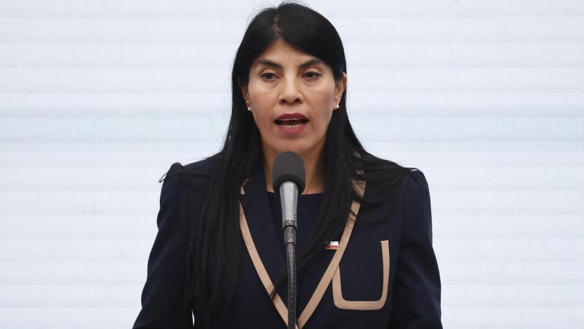 Auditoría a Becas Chile revela deuda de $100 mil millones por incumplimientos Auditoría a Becas Chile revela deuda de $100 mil millones por incumplimientos