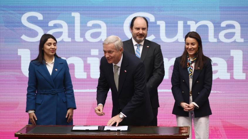 Gobierno presenta indicaciones al proyecto de Sala Cuna Universal: contempla cotización adicional de 0,35% y gradualidad Gobierno presenta indicaciones al proyecto de Sala Cuna Universal: contempla cotización adicional de 0,35% y gradualidad