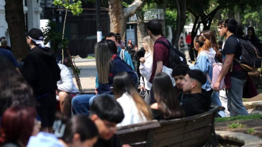 Cadem: 54% está a favor de que el Estado cobre deudas impagas del CAE
