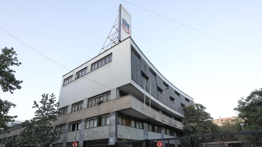 Amenazas de tiroteo obligan al Instituto Nacional a suspender clases presenciales Amenazas de tiroteo obligan al Instituto Nacional a suspender clases presenciales