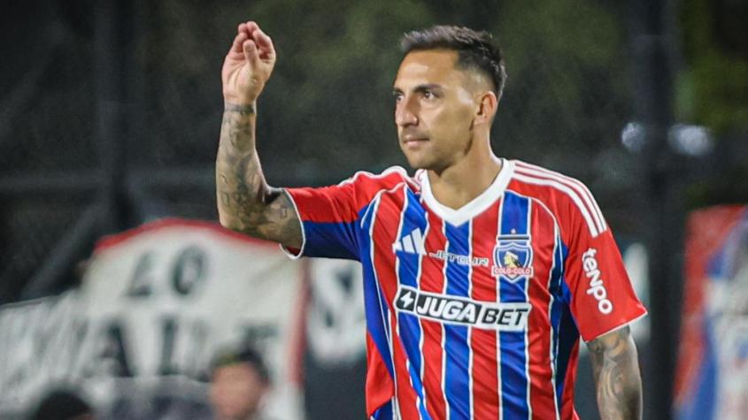 Javier Correa se disculpa tras sus críticas al arbitraje: Delantero de Colo-Colo arriesga grave sanción