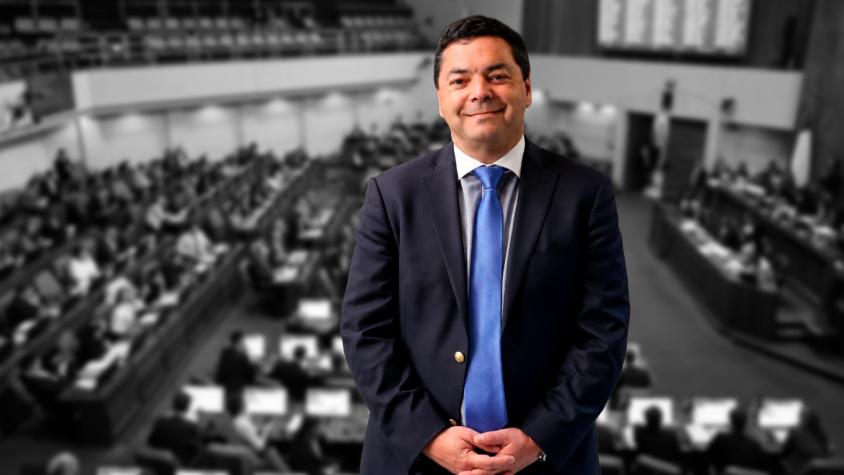 Exclusivo T13 | La nueva "cuota" del Congreso: las razones de la Fiscalía para allanar oficina de exdiputado UDI